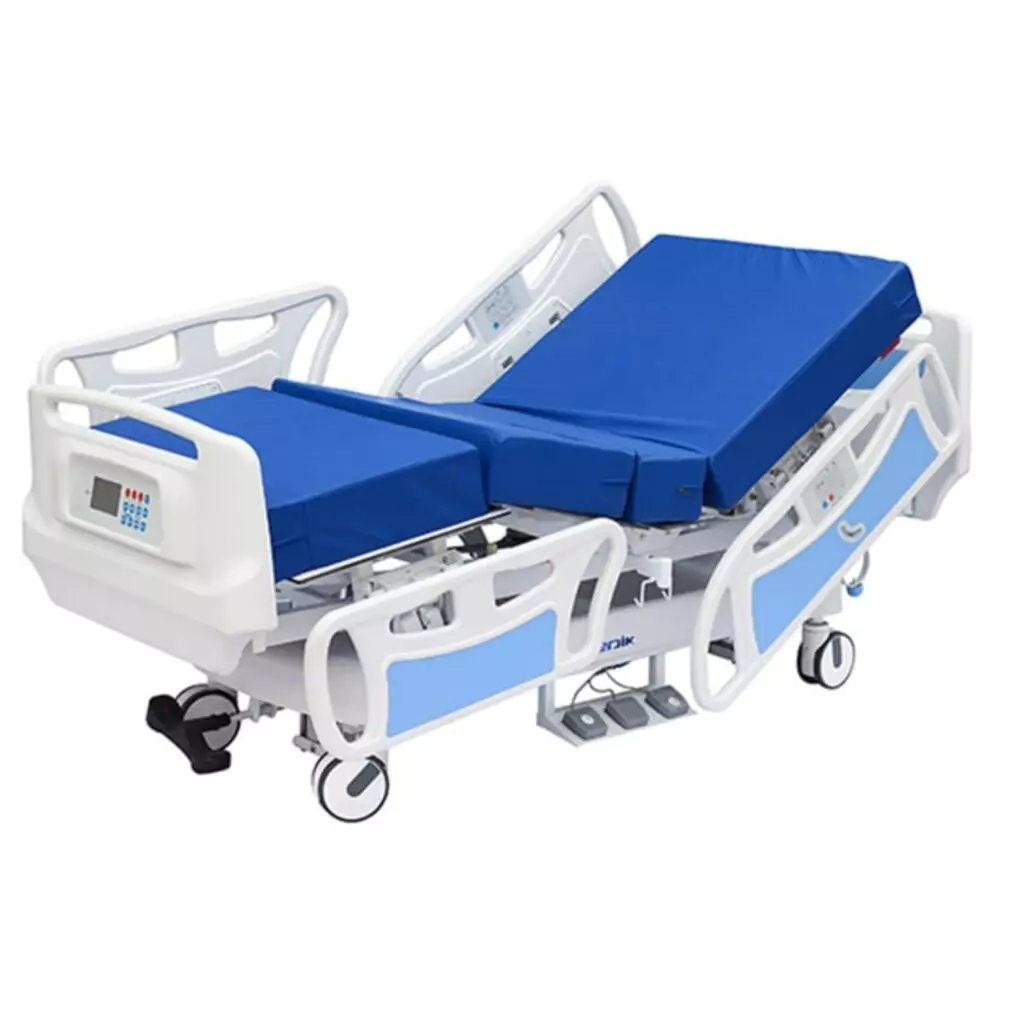 Electric patient bed rental services in Ranchi include hospital beds with blue covers and wheels